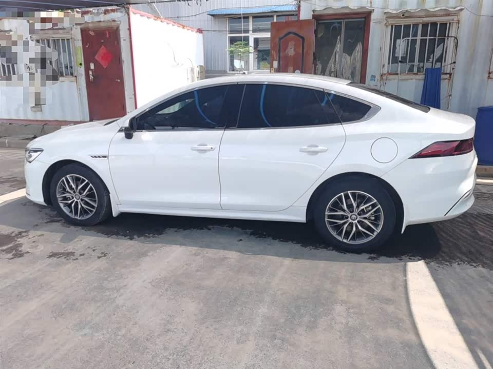 BYD Qin Yuan BYD Qin Yuan