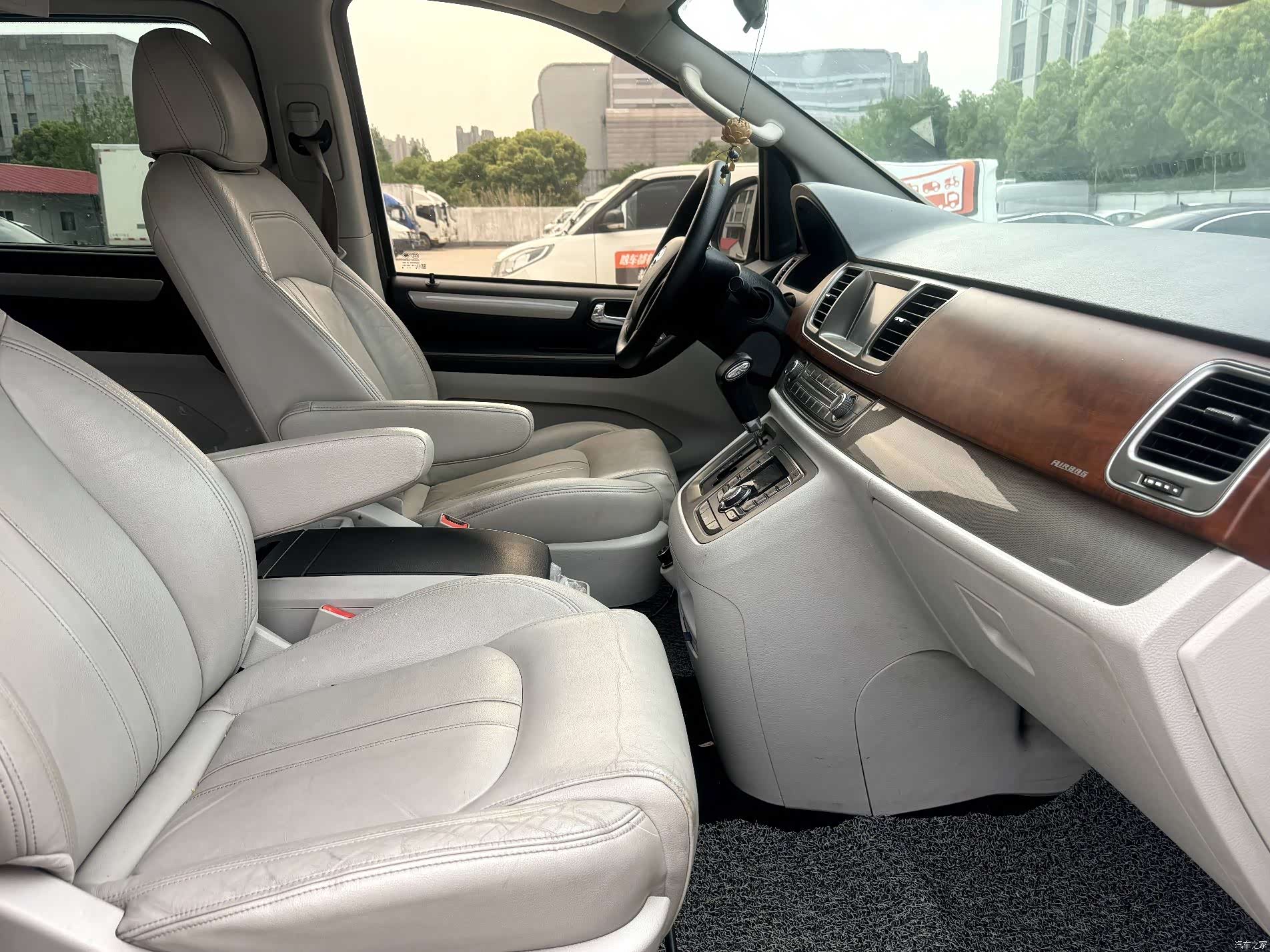 Maxus G10, 2015 11