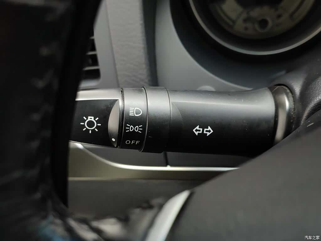 Mitsubishi Pajero, 2014 21