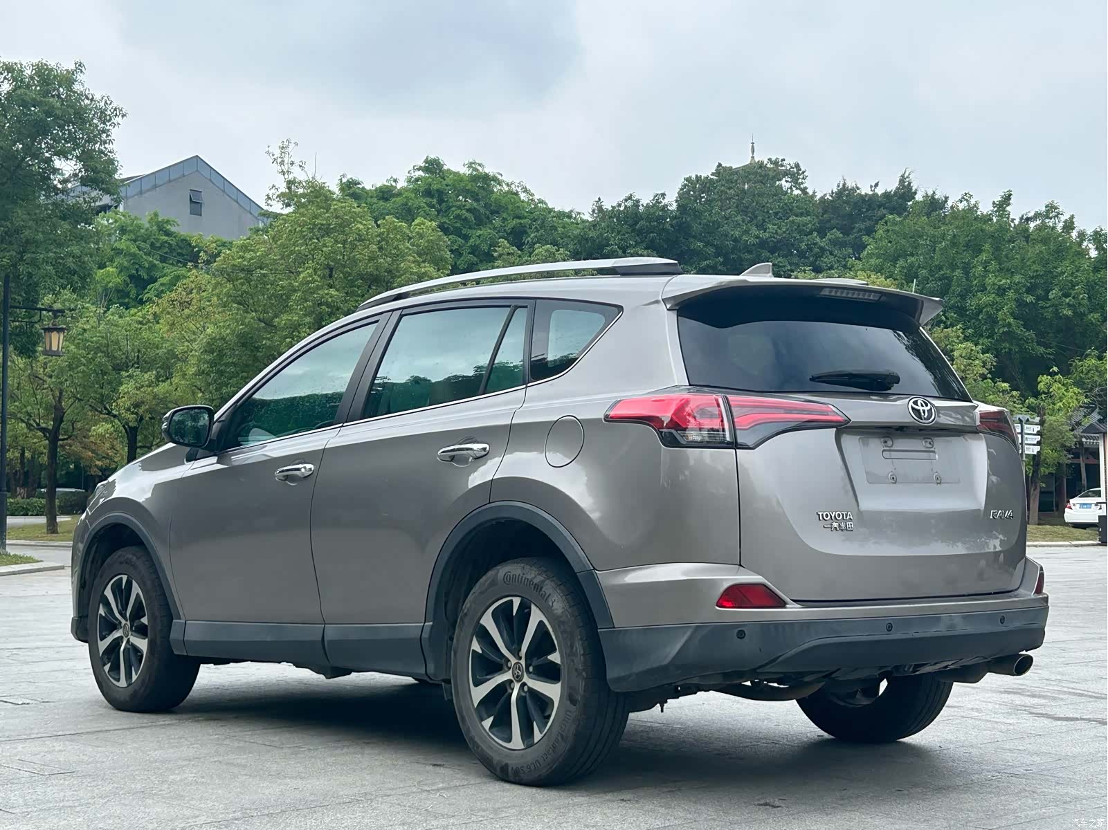 Toyota RAV4, 2016 6