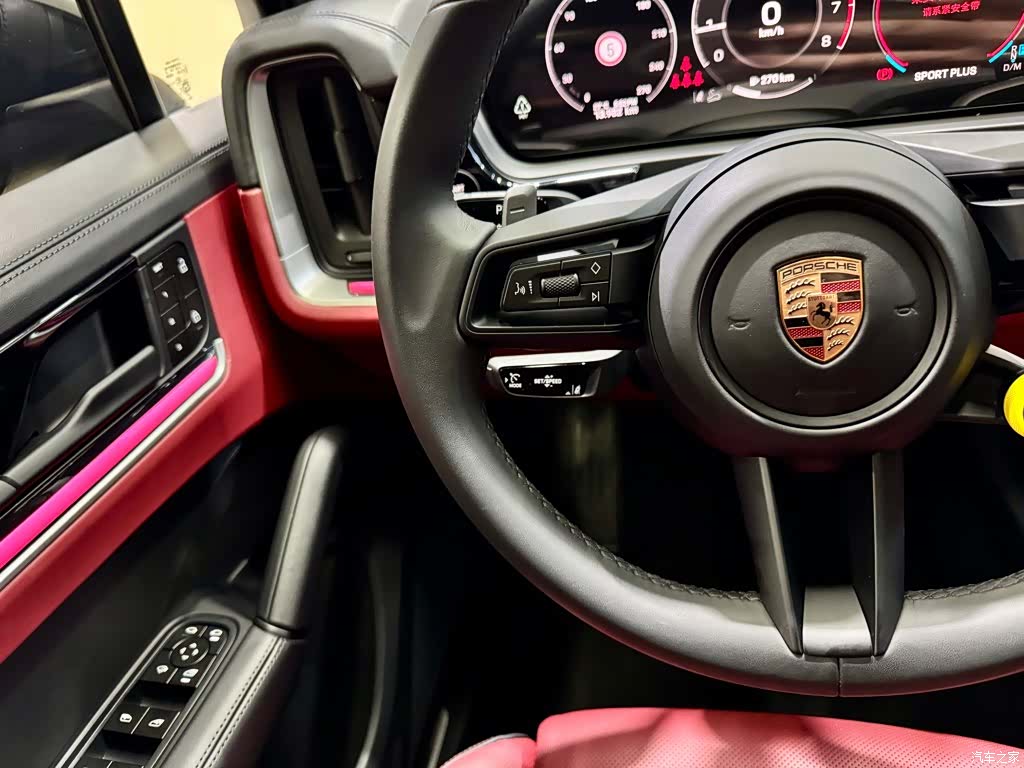 Porsche Cayenne, 2025 15