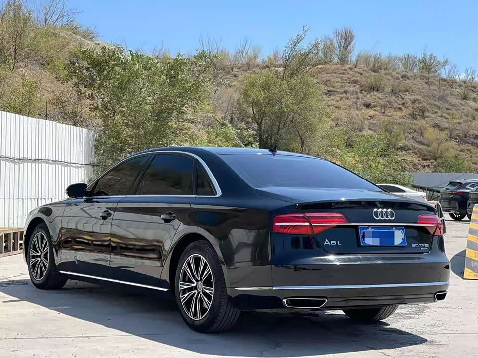 Audi A8