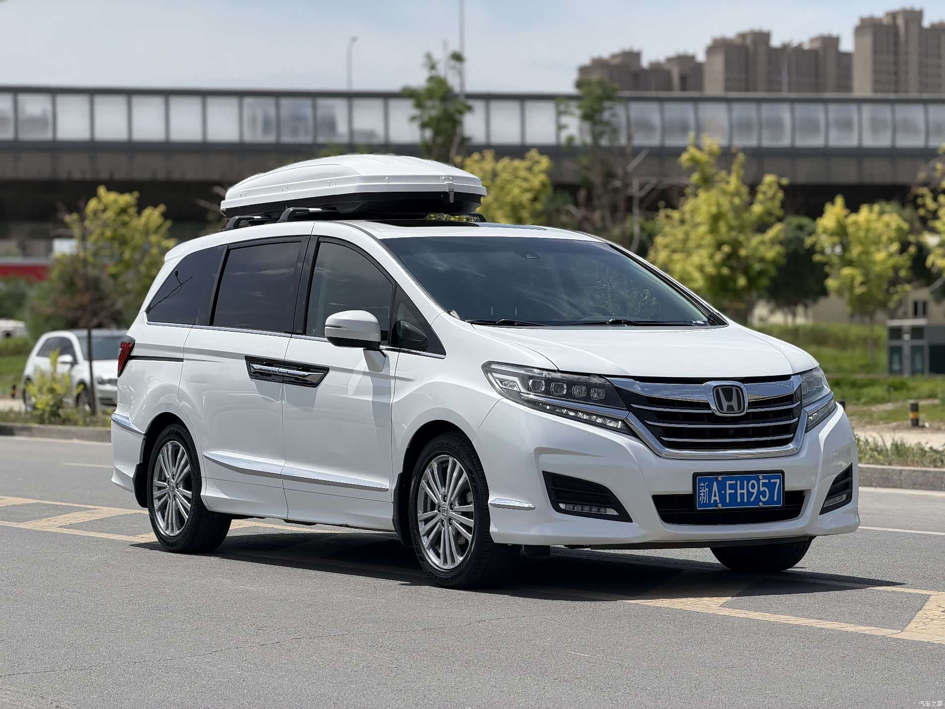 Honda Elysion, 2016 4