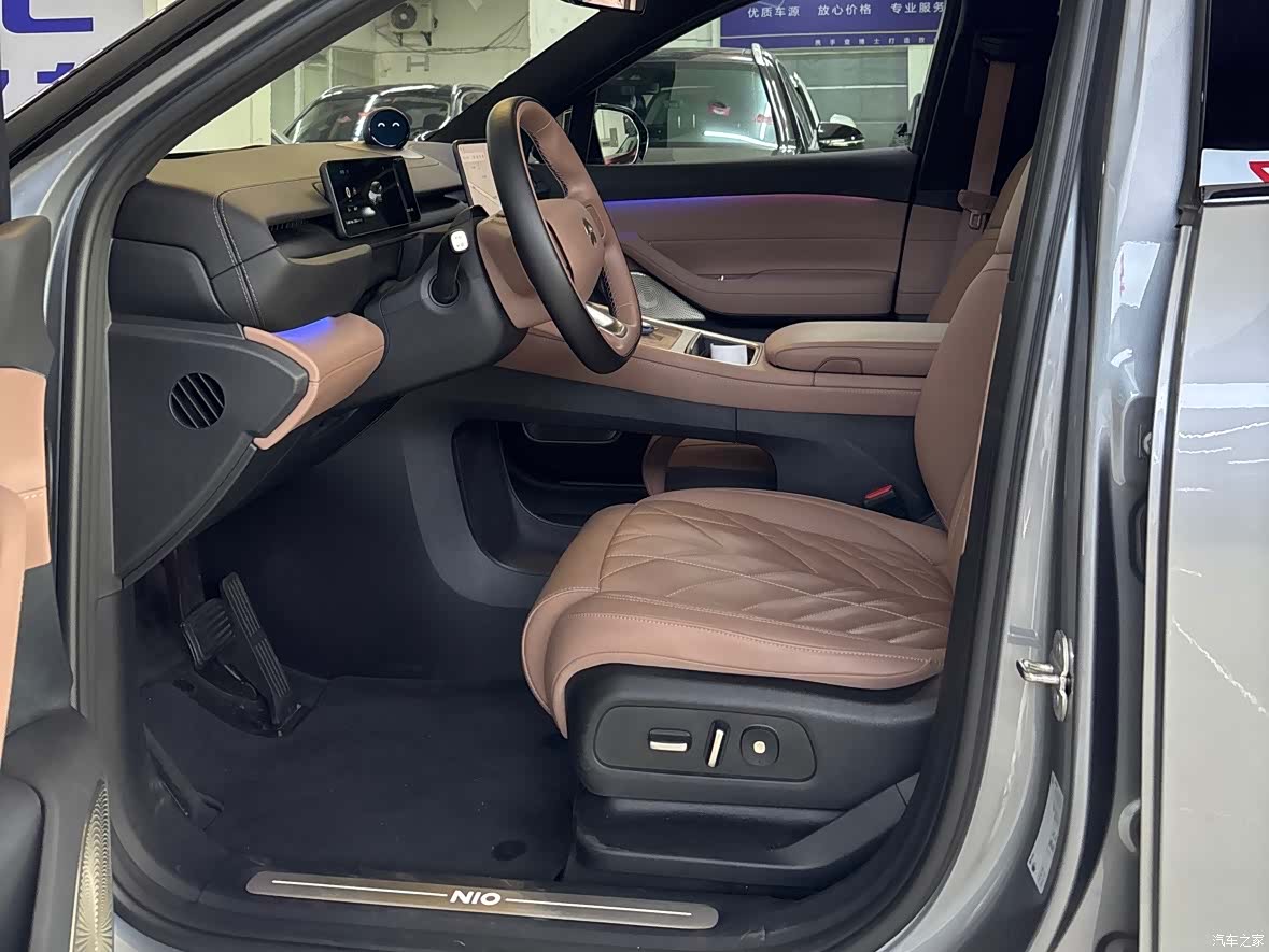 NIO ES6, 2025 4