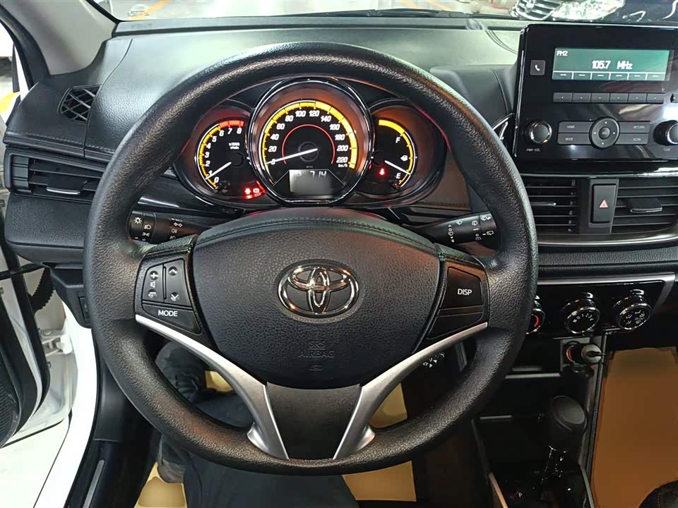 Toyota YARiS L Zhixuan