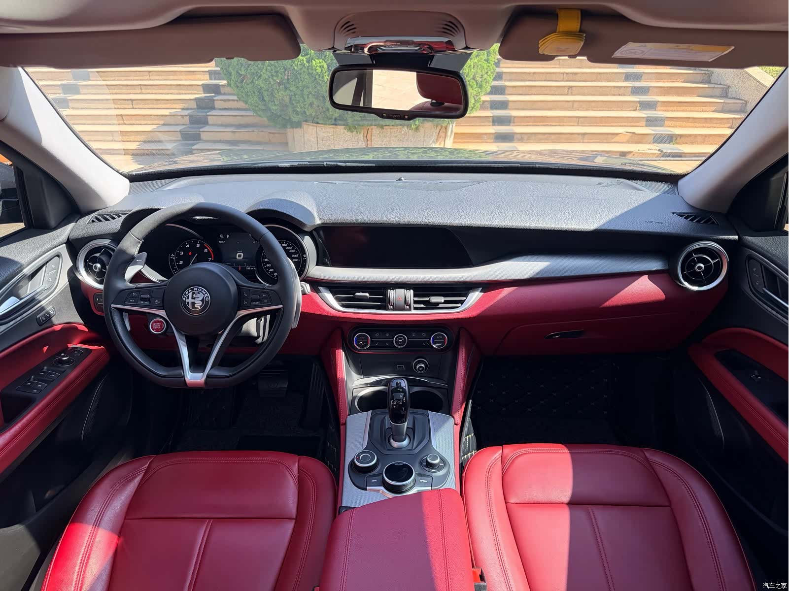 Alfa Romeo Stelvio, 2020 21