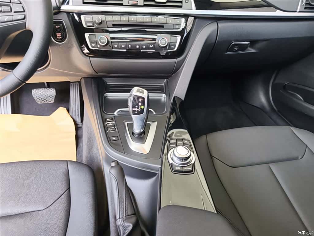 BMW 3 Series, 2016 14