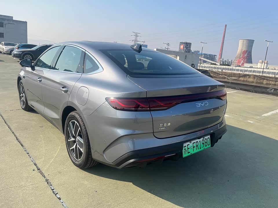 BYD Qin L