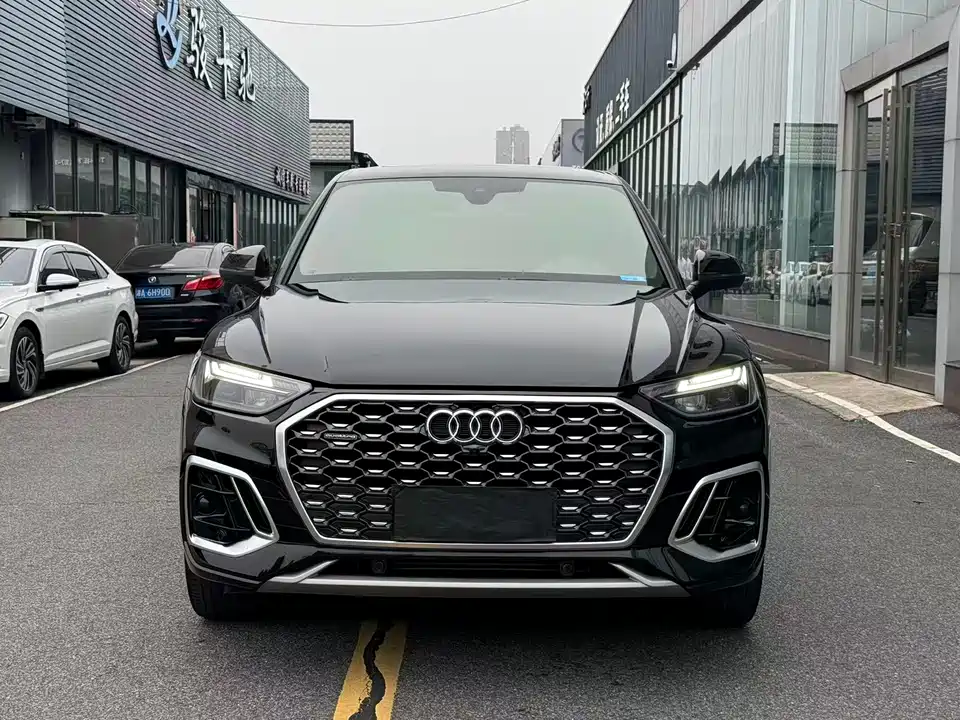 Audi Q5L Sportback