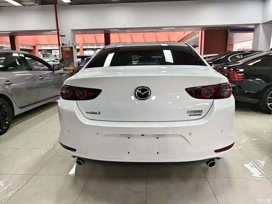 Mazda Mazda3, 2024 4