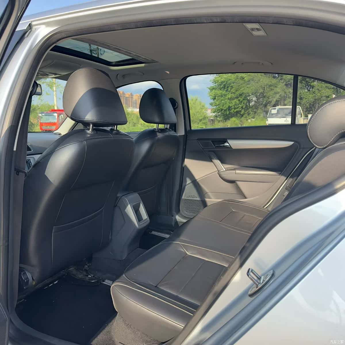 Volkswagen Lavida, 2012 6
