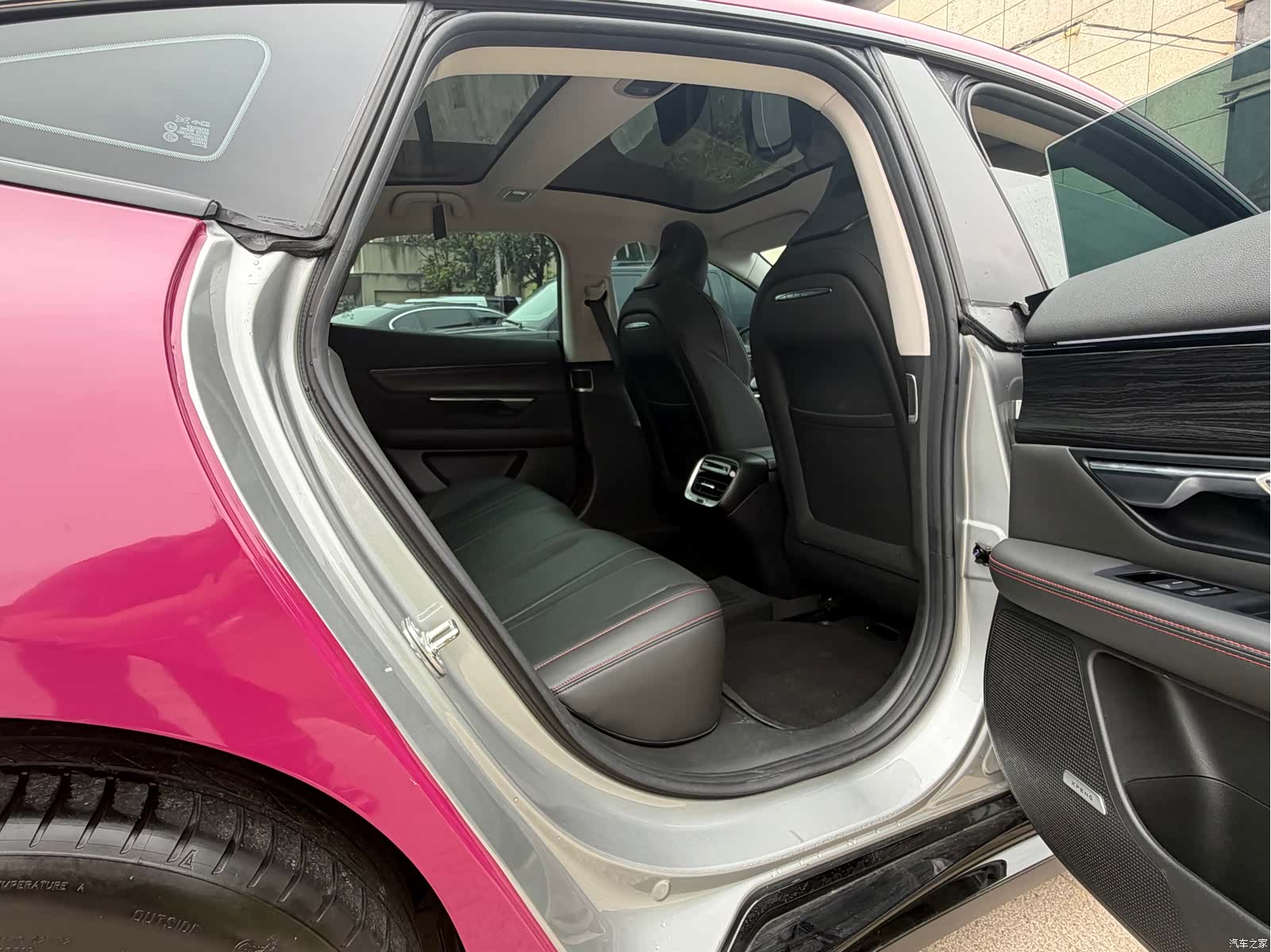 Xpeng P7, 2022 7
