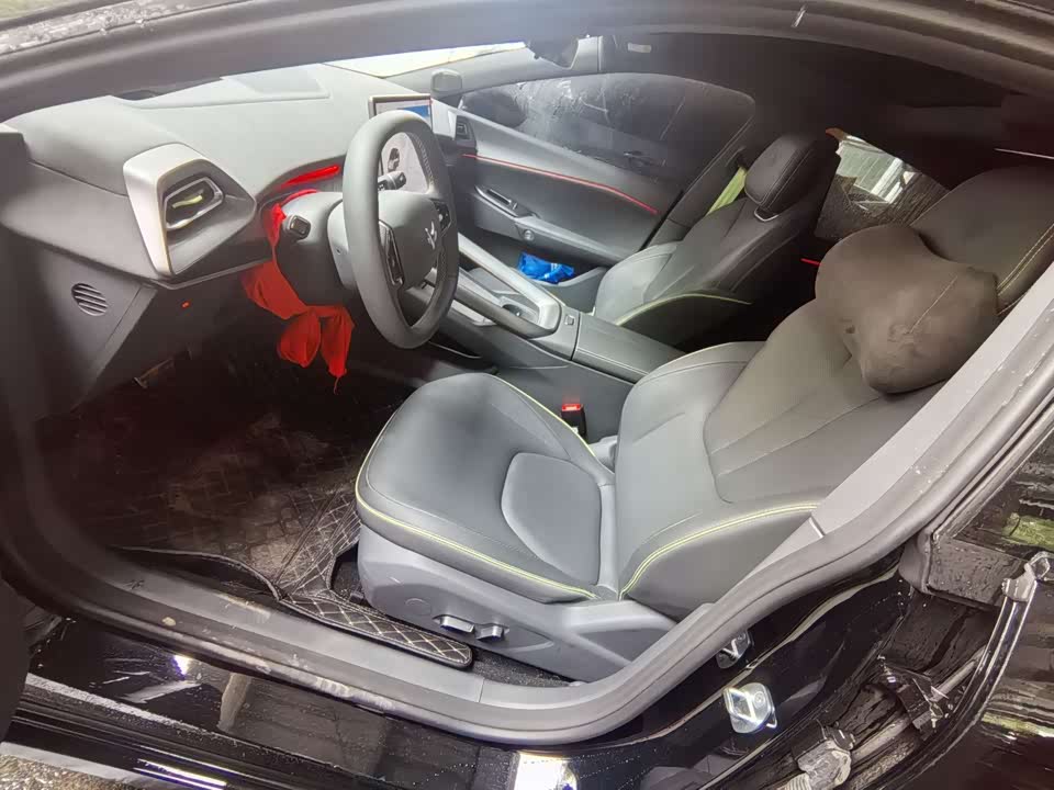 ARCFOX Polar Fox Alpha S5