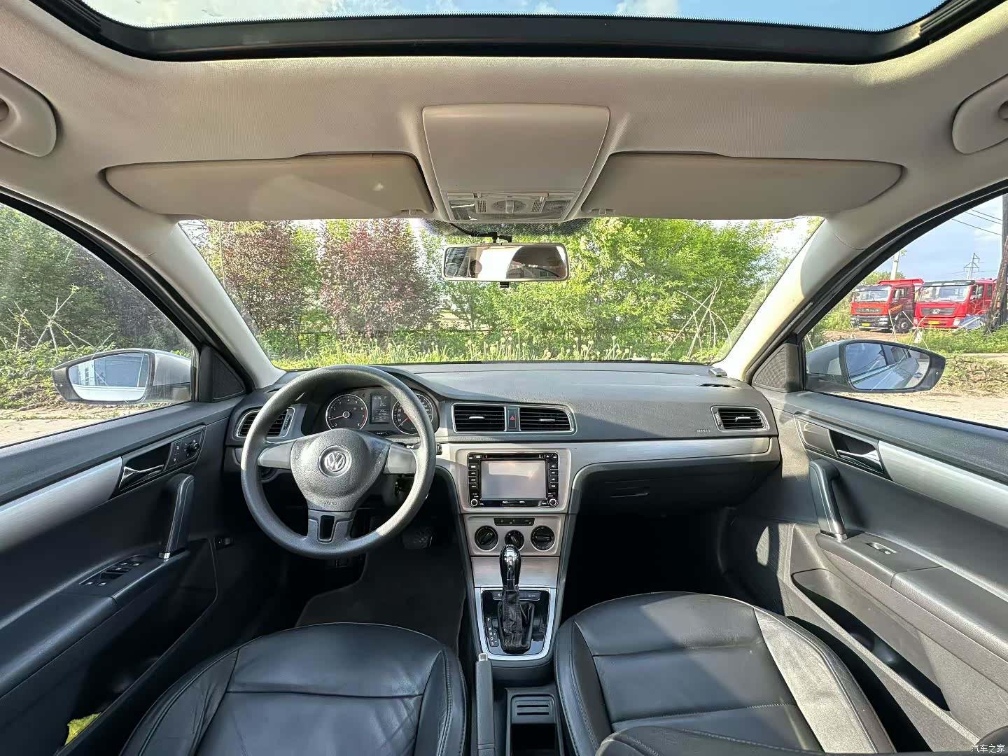 Volkswagen Lavida, 2012 4
