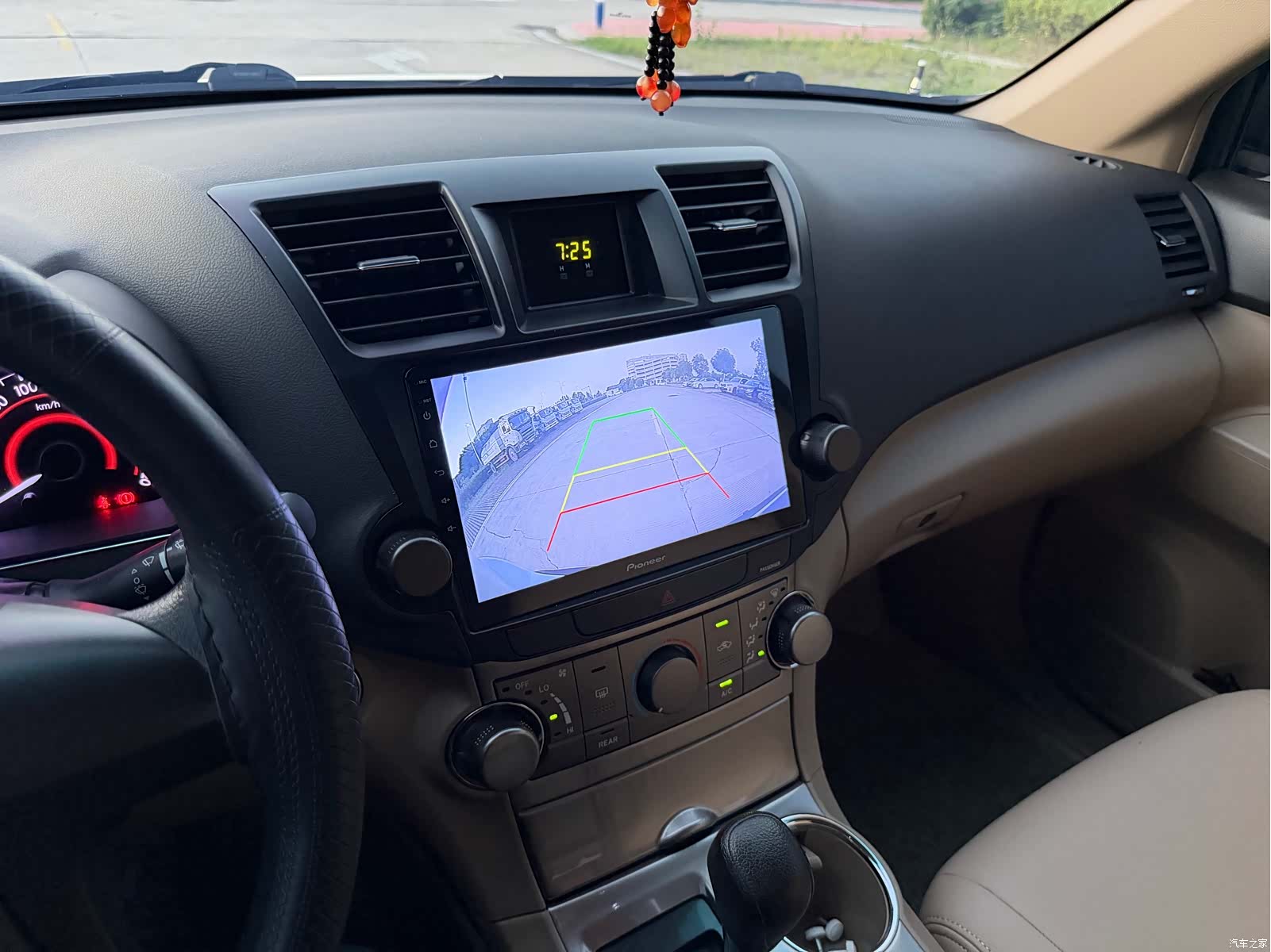 Toyota Highlander, 2014 11