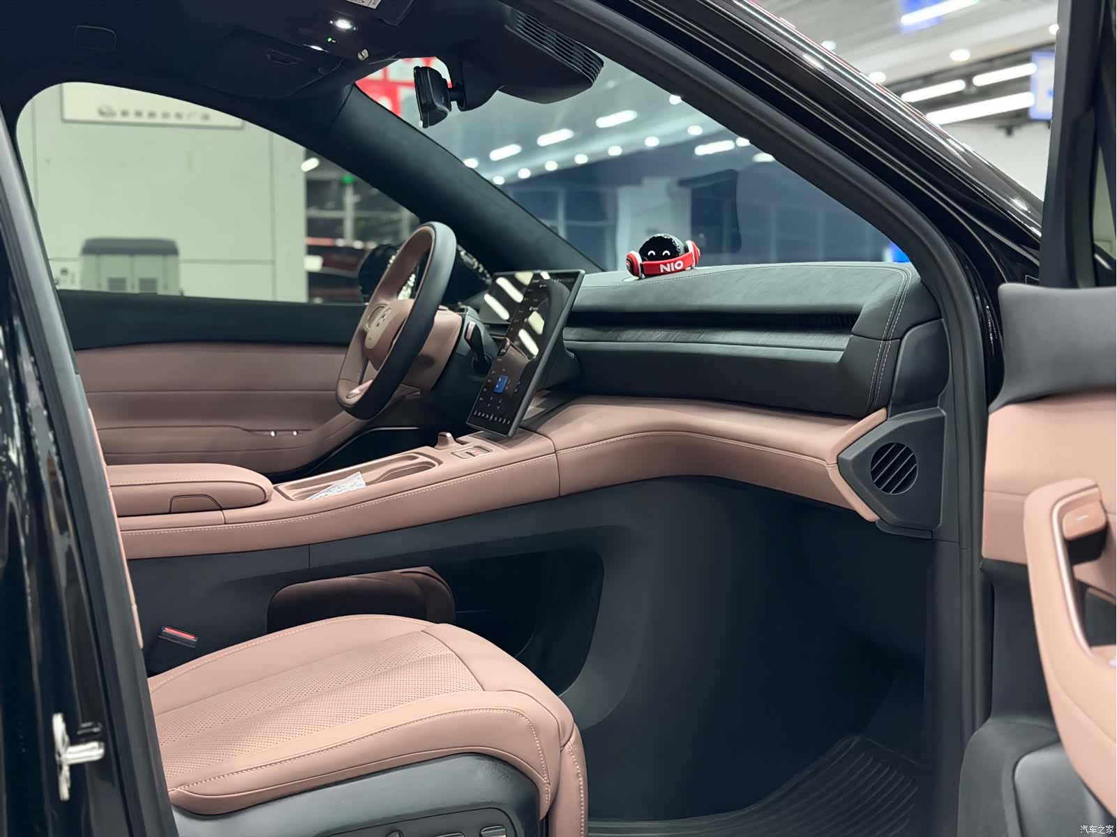NIO EC6, 2024 9