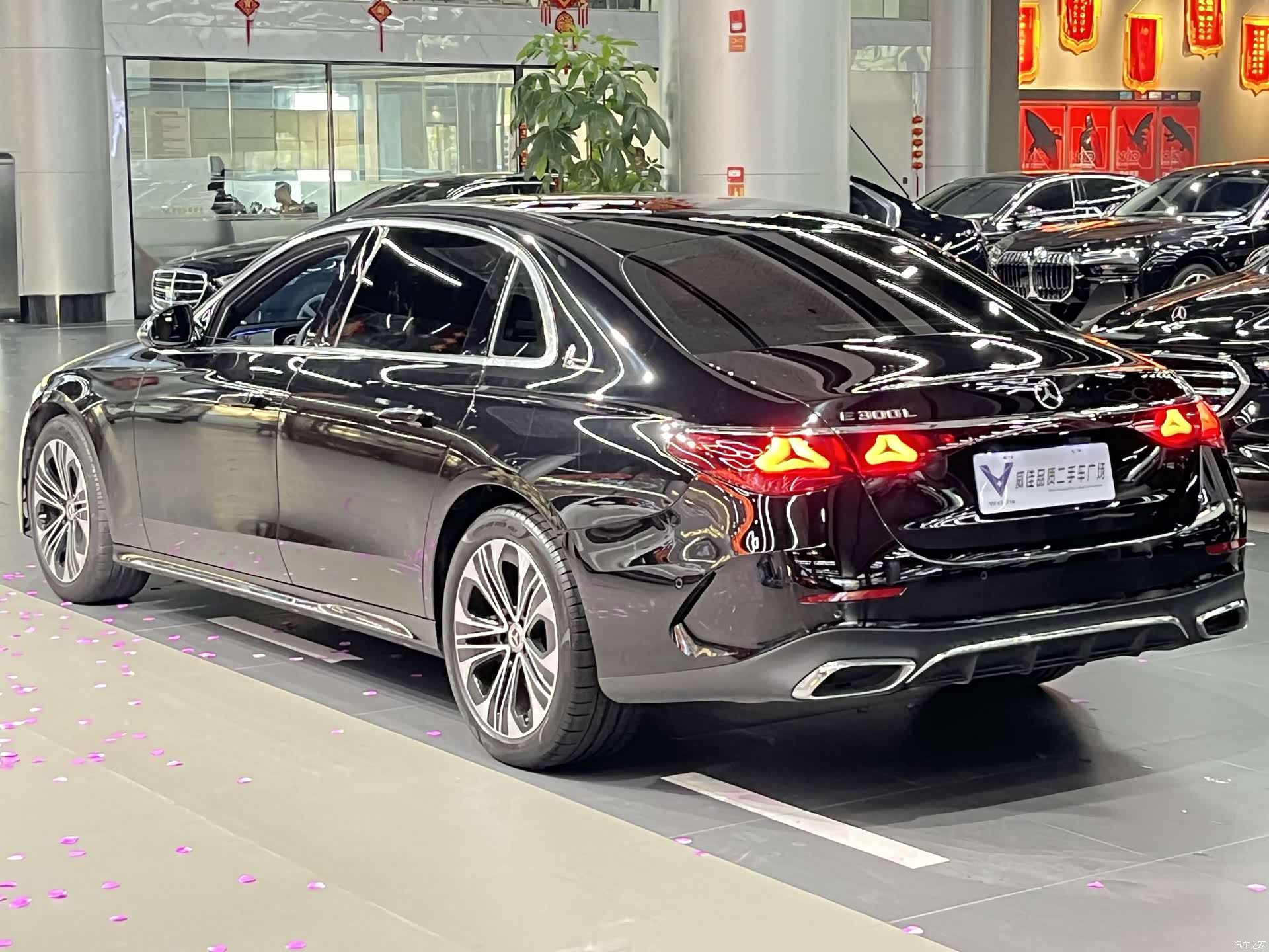 Mercedes-Benz E-Class, 2024 7