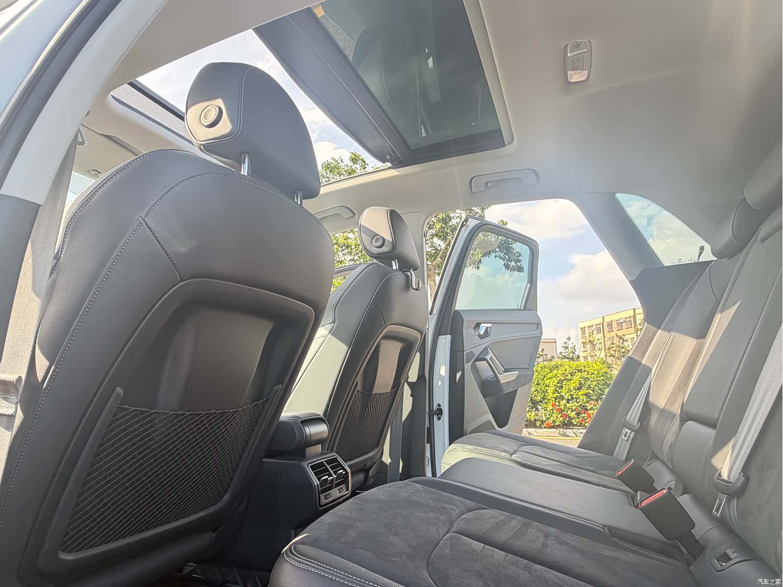 Audi Q3, 2022 14