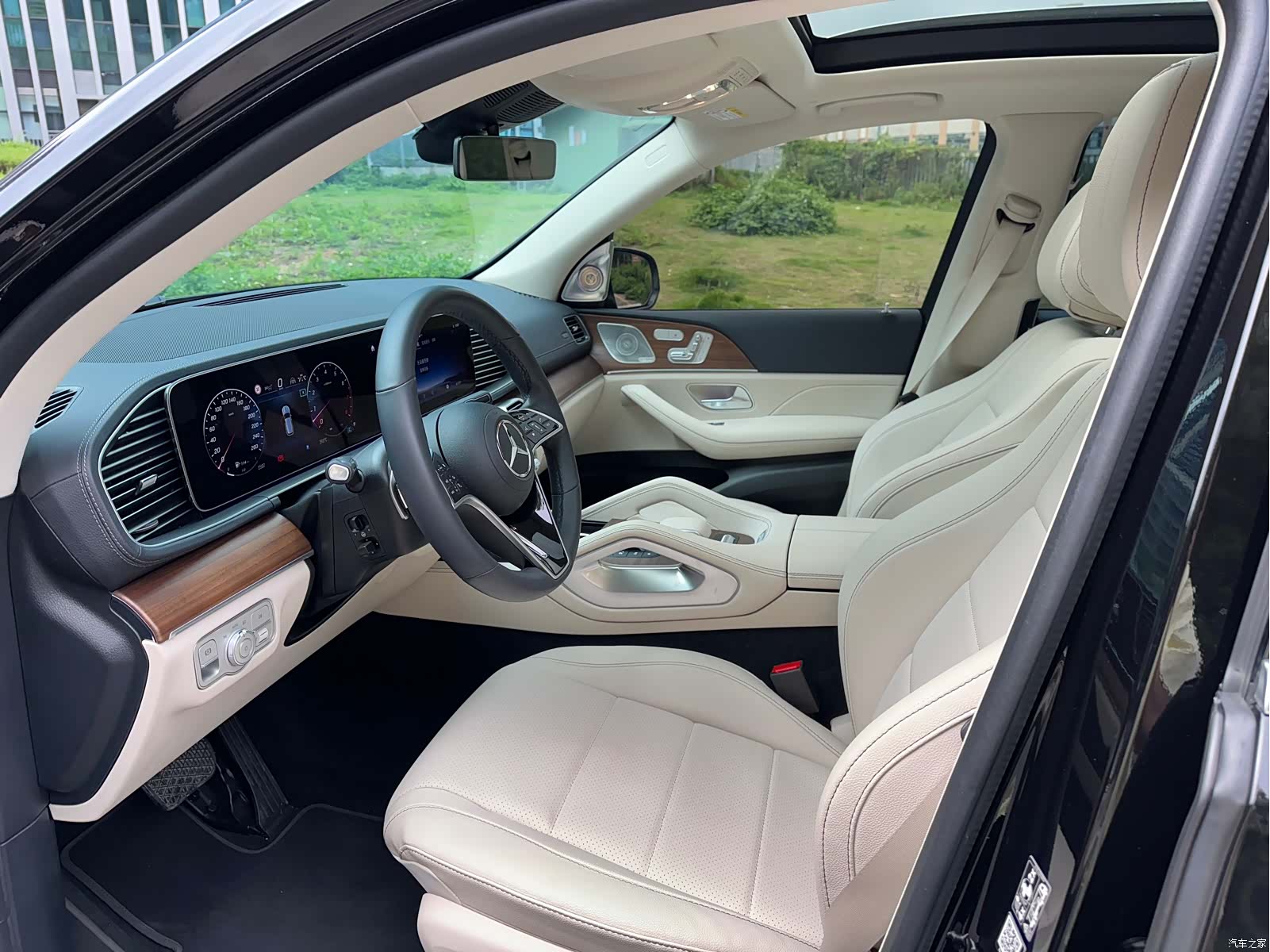 Mercedes-Benz GLE, 2024 4