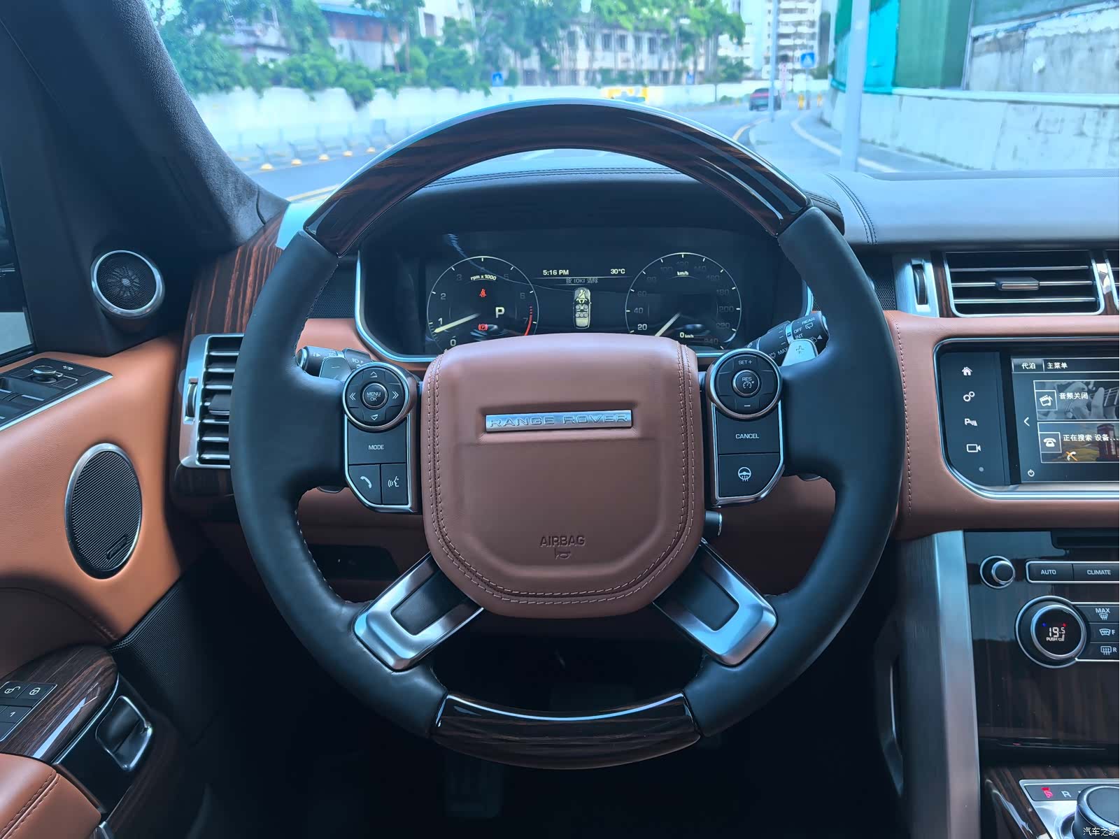 Land Rover Range Rover, 2016 16