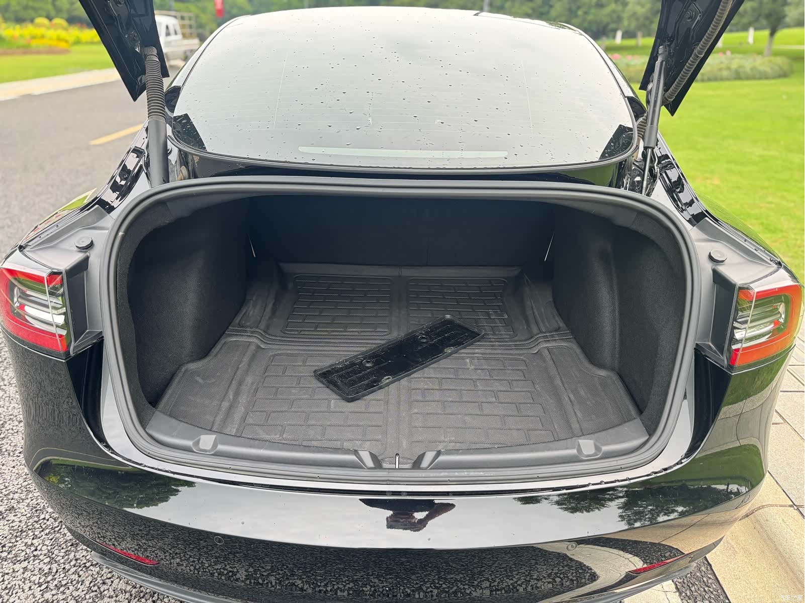 Tesla Model 3, 2021 11