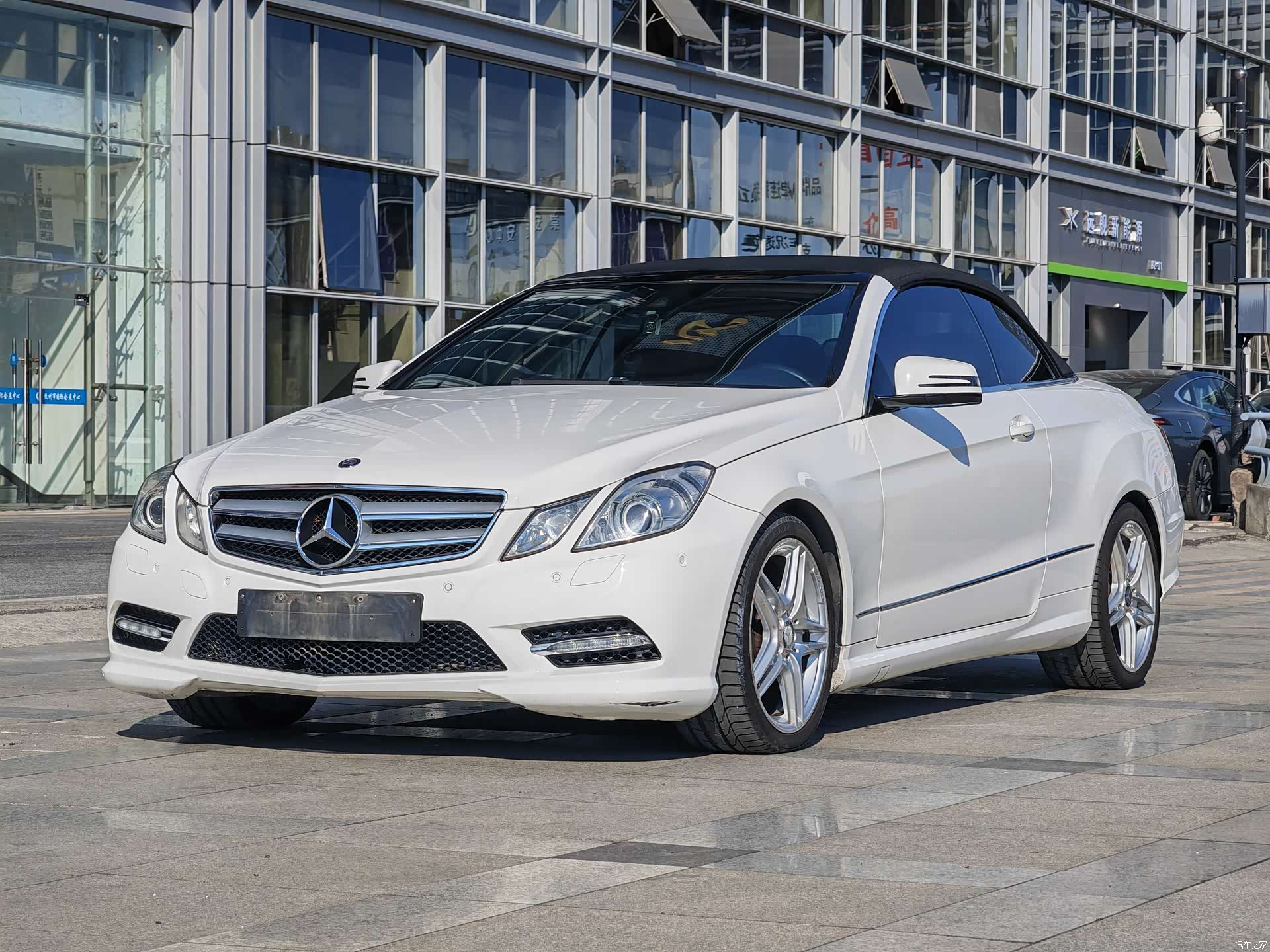 Mercedes-Benz E-Class, 2013 1