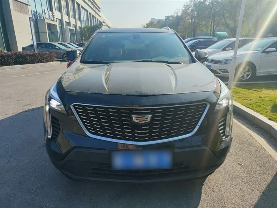 Cadillac XT4