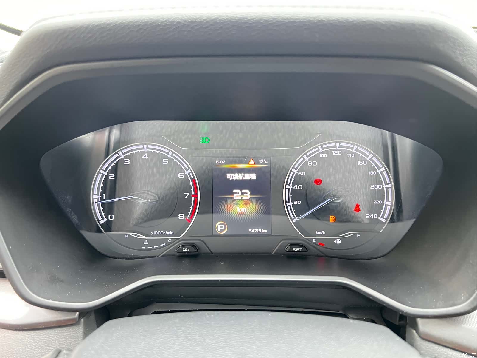 Geely X6, 2022 10