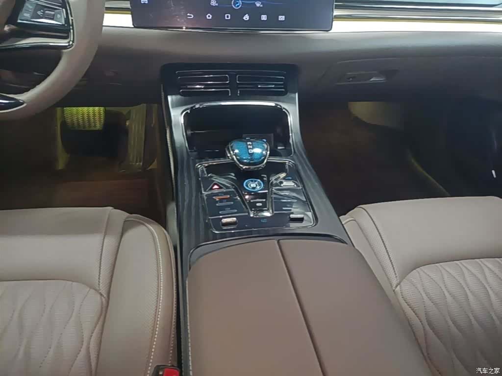 BYD Han, 2024 14