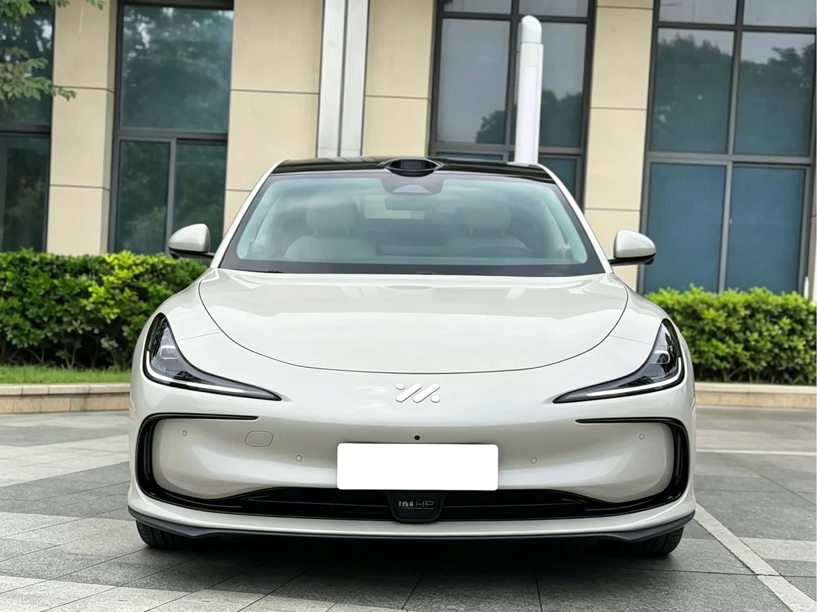 IM Motors L6, 2024 2
