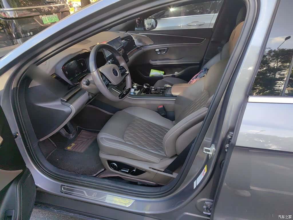 BYD Han, 2022 13