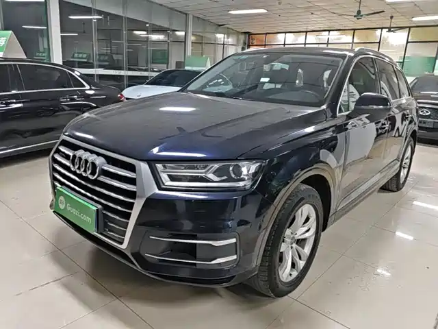 Audi Q7 2016 — купить из Китая под заказ