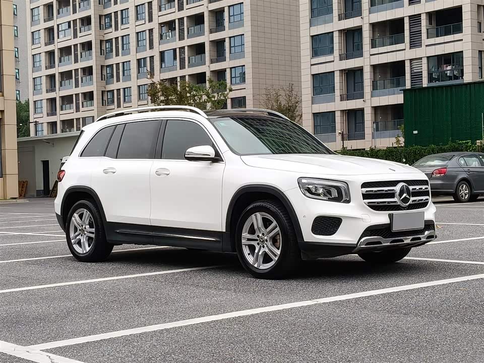 Mercedes-Benz GLB