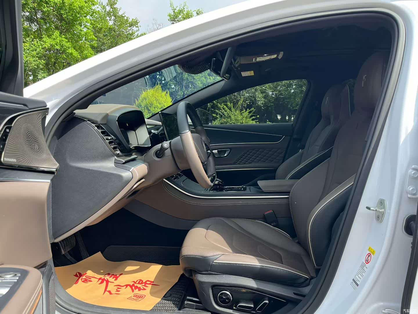 BYD Han, 2023 4