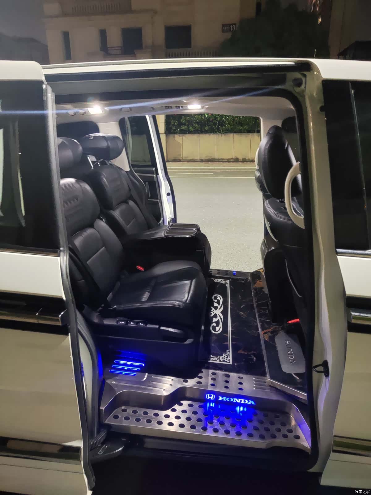 Honda Elysion, 2022 11