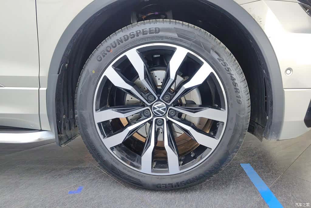 Volkswagen Tiguan L, 2021 6
