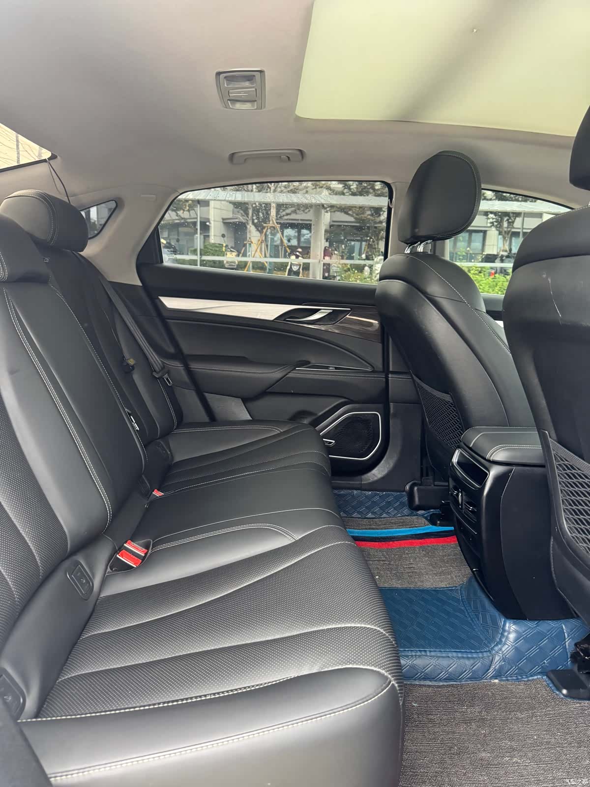 Geely +, 2021 12