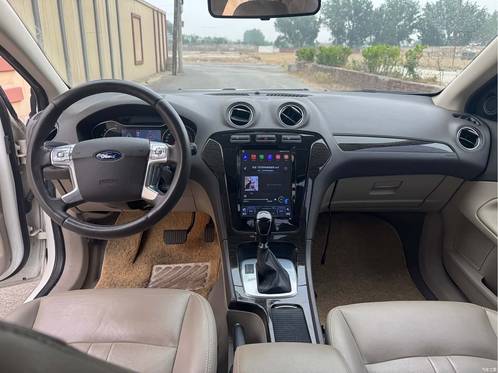 Ford Mondeo, 2013 9