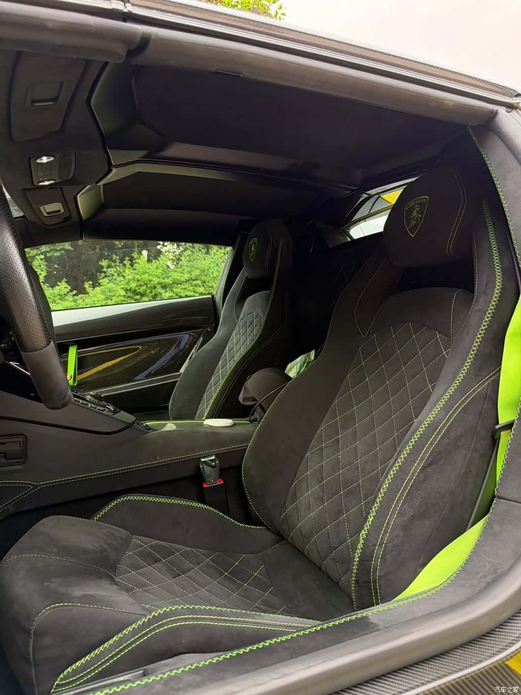 Lamborghini Aventador, 2018 12