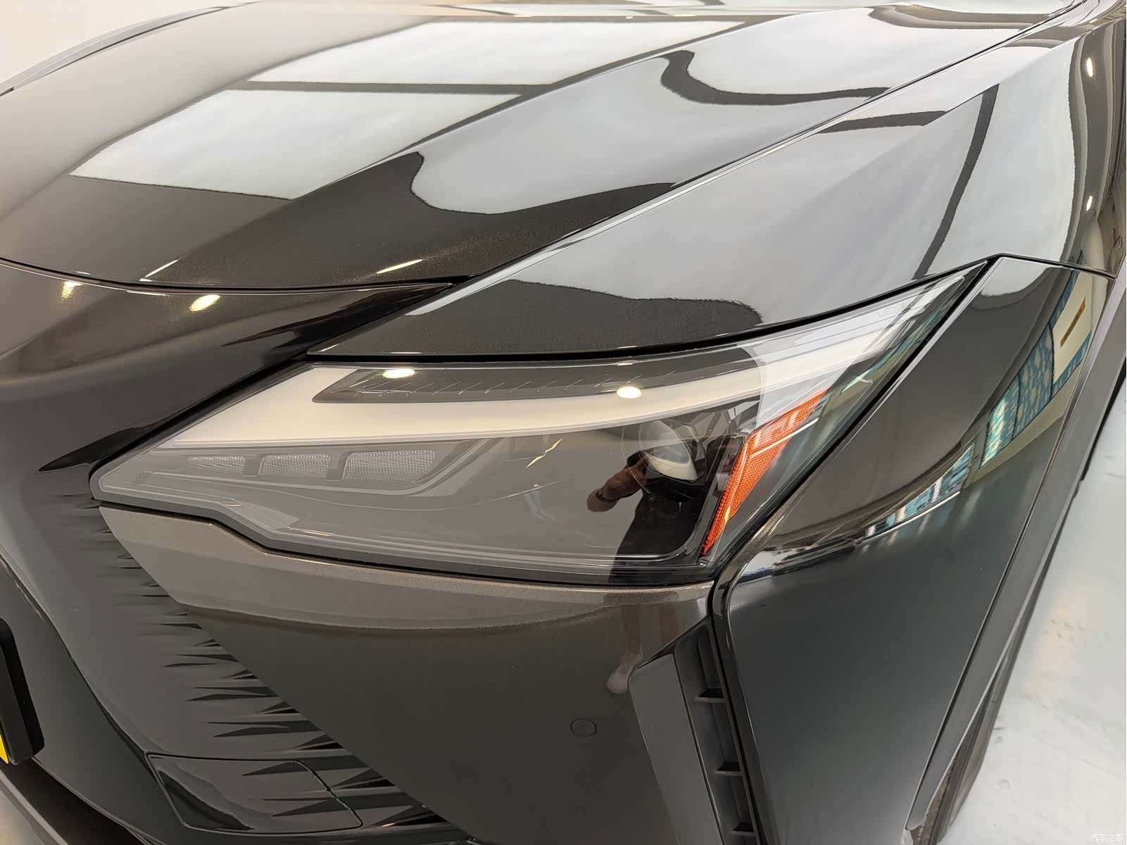 Lexus RZ, 2023 16