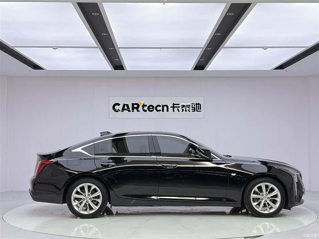 Cadillac CT5, 2024 13