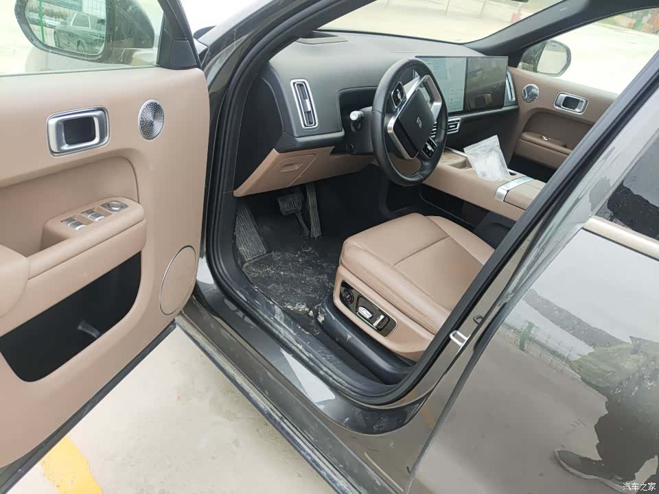 Li Auto L9, 2025 4