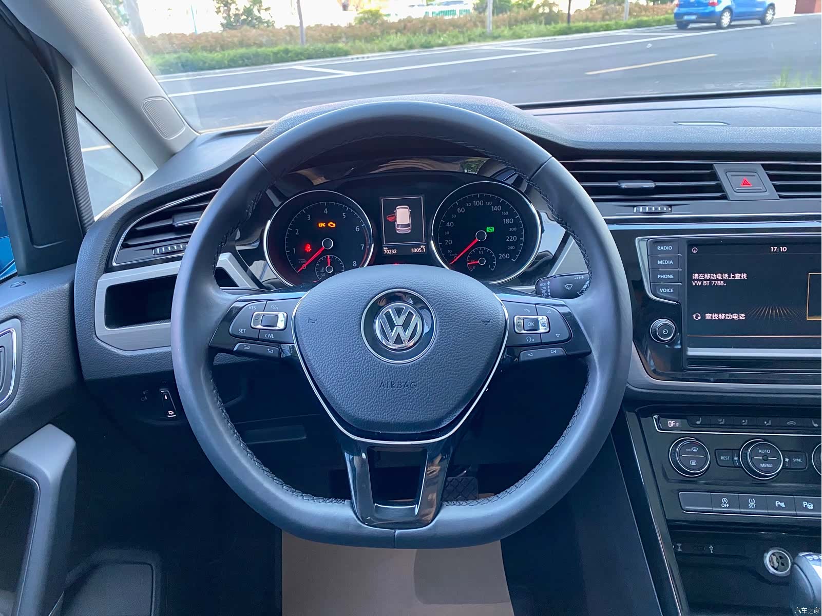 Volkswagen L, 2017 13