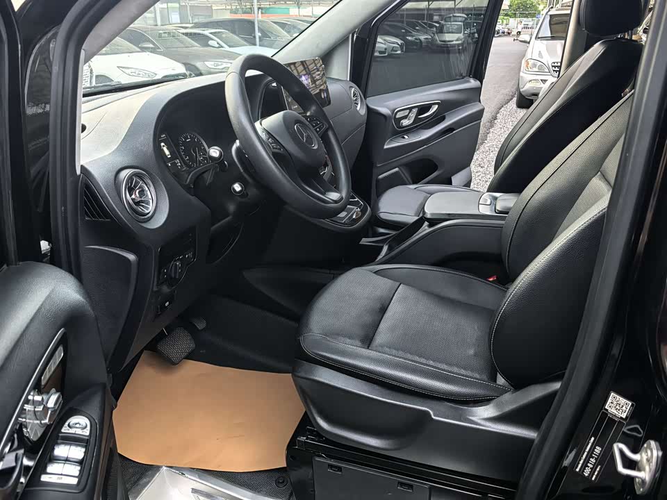 Mercedes-Benz Vito Mercedes-Benz Vito
