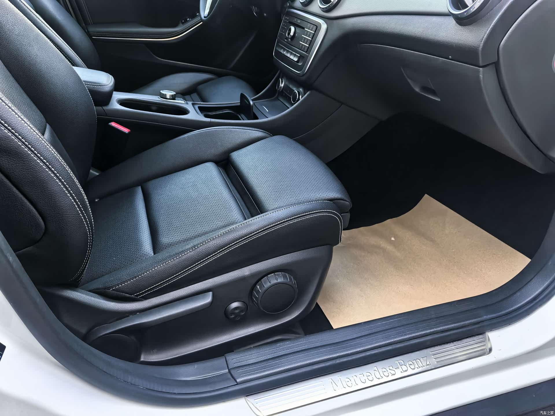 Mercedes-Benz GLA, 2016 15