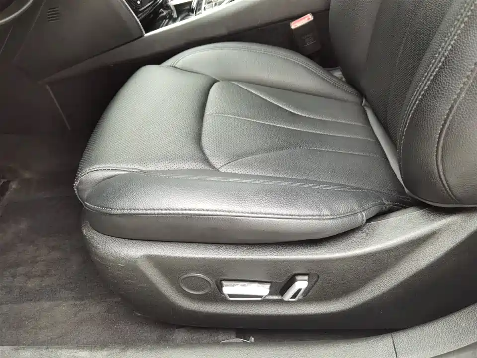 Geely Borui