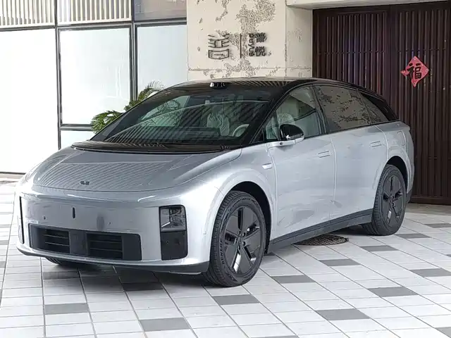 Li Auto i6 2026 — купить из Китая под заказ