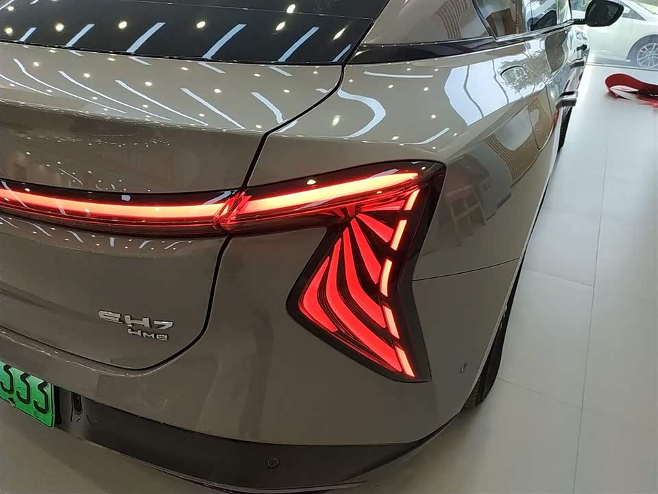 Hongqi EH7 Hongqi EH7