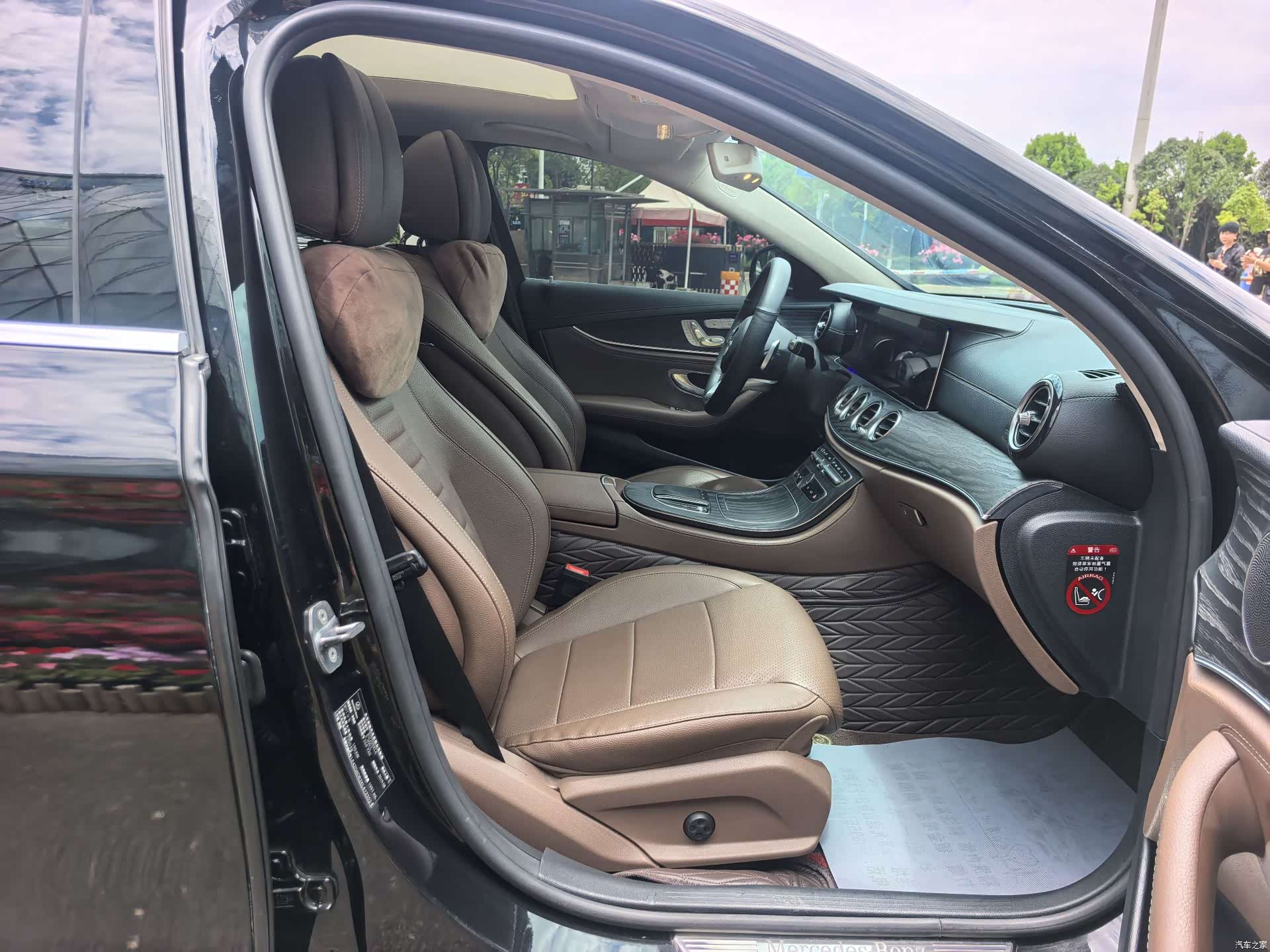 Mercedes-Benz E-Class, 2019 15