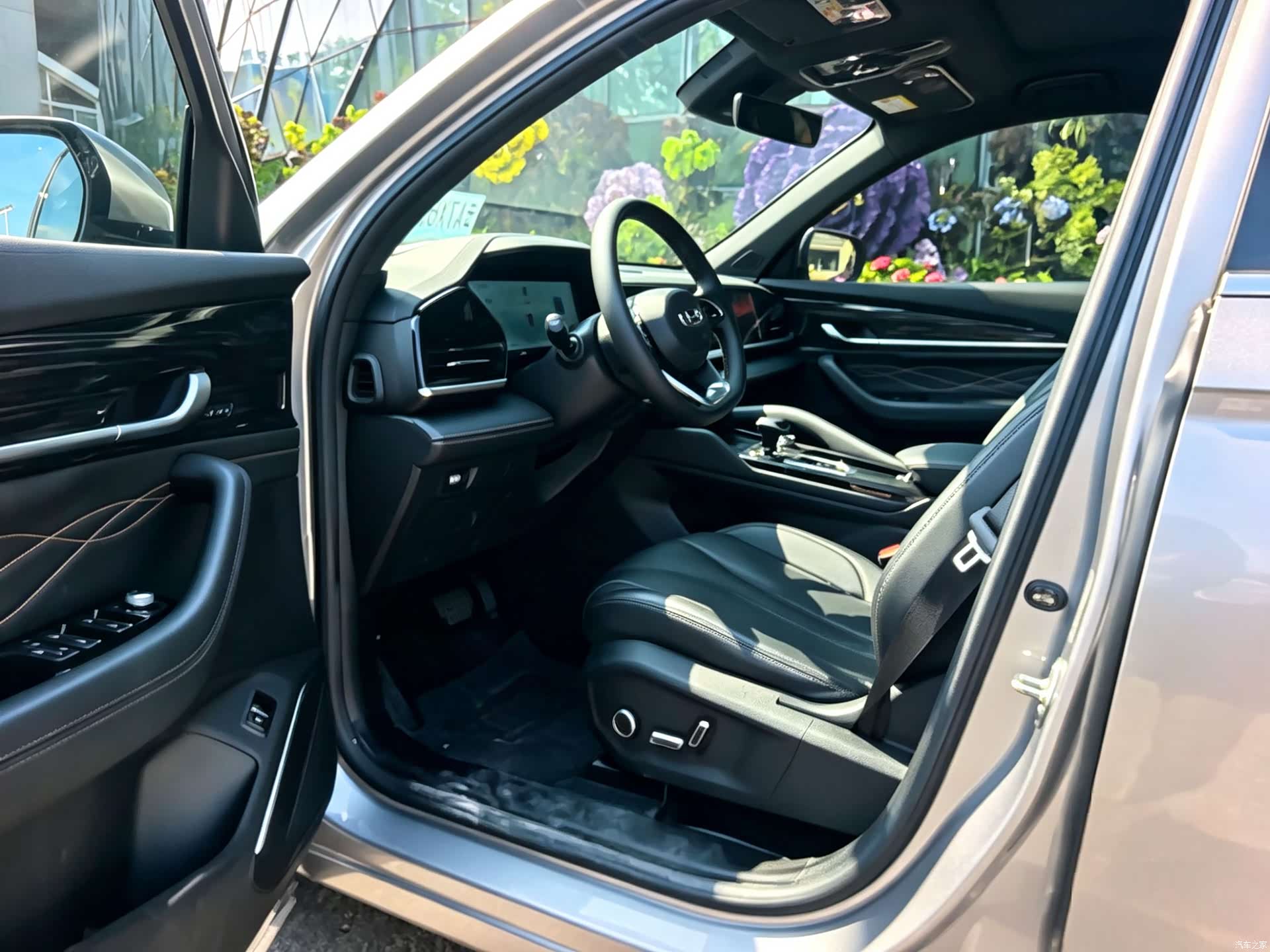 Geely Xingyue L, 2024 6